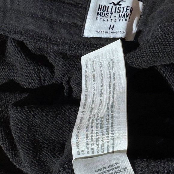 Y2K Hollister Black Comfy Lounge Shorts with White Drawstring - Picture 4 of 6